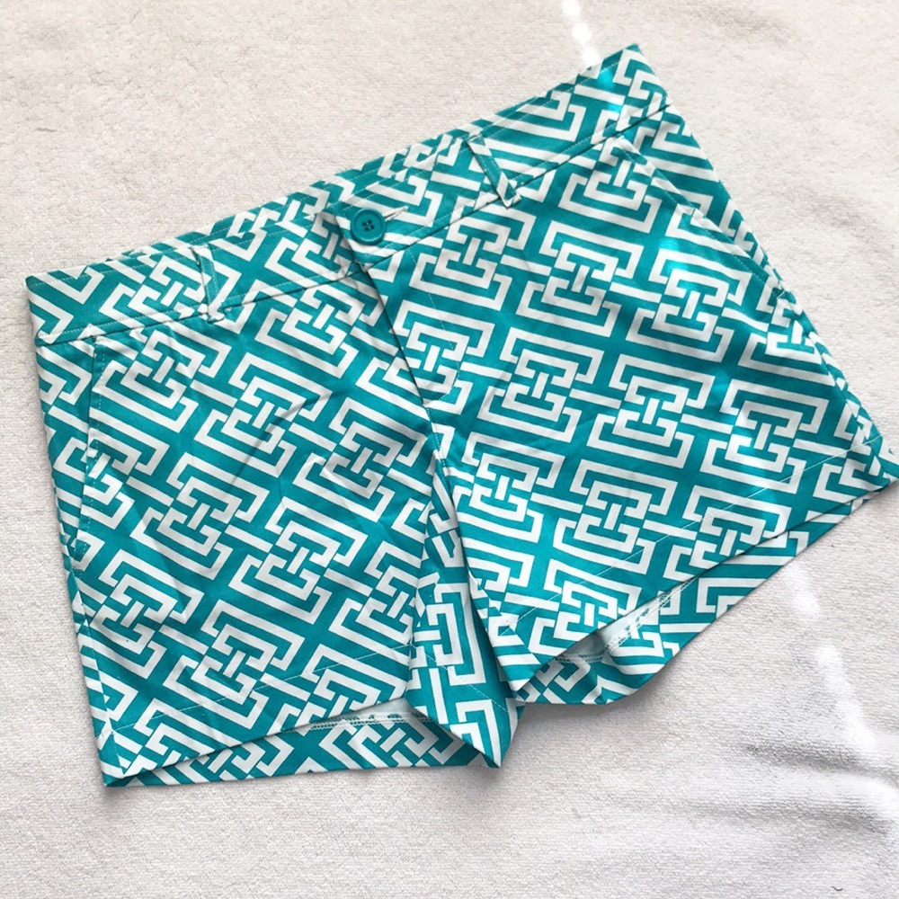 🚨CLOSET CLOSING🚨 Teal Green & White Geometric Print Shorts